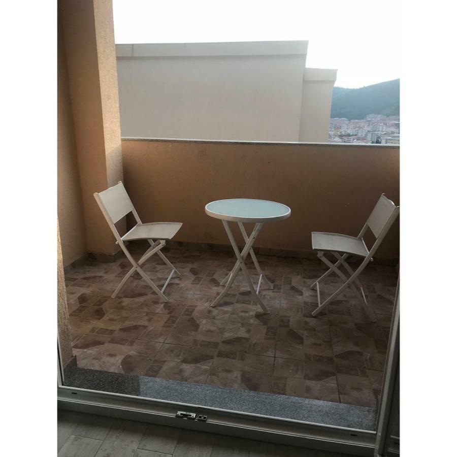 Apartment Elena Будва Екстер'єр фото